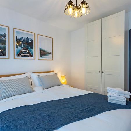 Macs Townhouse Dungarvan 邓加文 外观 照片